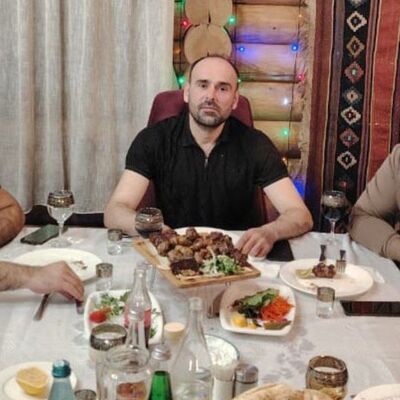  ,   Sanan, 42 ,   ,   