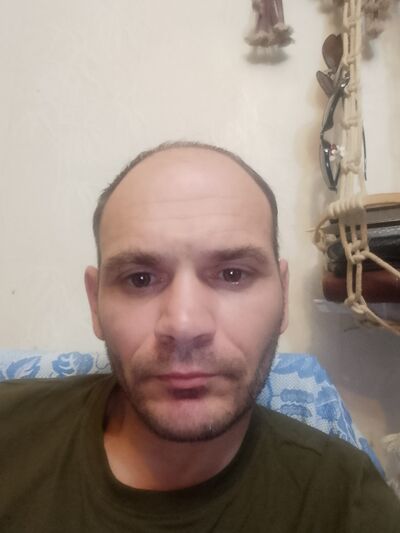  ,   Aleks, 45 ,   c 