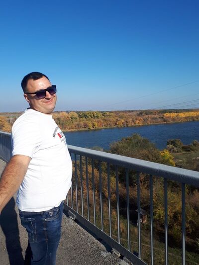  --,   , 43 ,     , c 