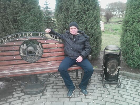  ,   Aleksandr Pl, 42 ,     , c 