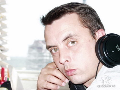  ,   Dima, 51 ,  