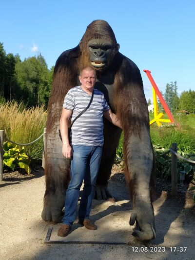  ,   Valentin, 58 ,   c 