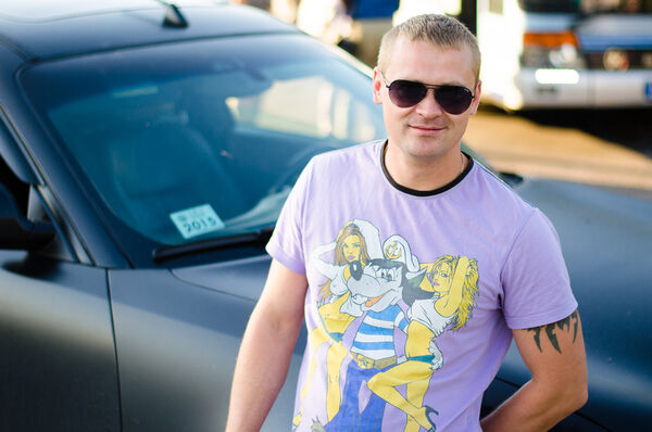  ,   Denis, 42 ,  