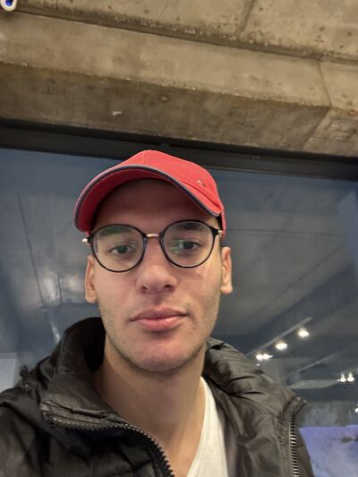  ,   Abdi, 25 ,   ,   , c , 