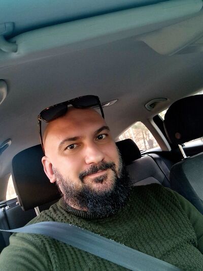  ,   Andre, 44 ,   ,   