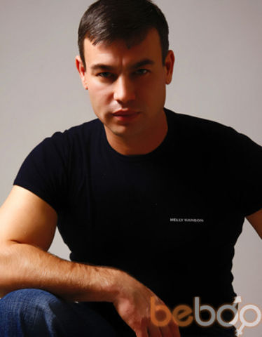  ,   Maks, 52 ,  