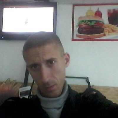  ,   Viktor, 38 ,   