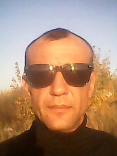   ,   Marat, 52 ,     , c 