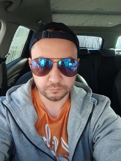  ,   Wladislav, 37 ,   ,   