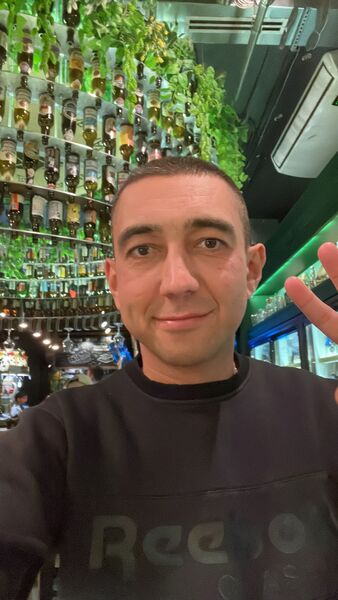  ,   Vladamir, 37 ,   c 