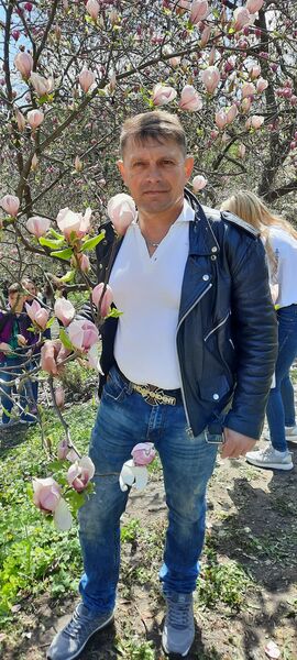  ,   Vladimir, 54 ,   , 