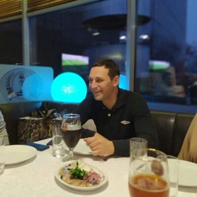  ,   Maksim, 41 ,   ,   
