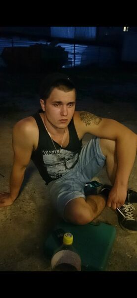  ,   Stas, 33 ,     , c 