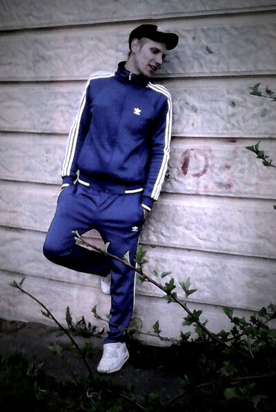  ,   Boris, 32 ,   ,   