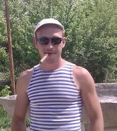  ,   Vlad, 38 ,   