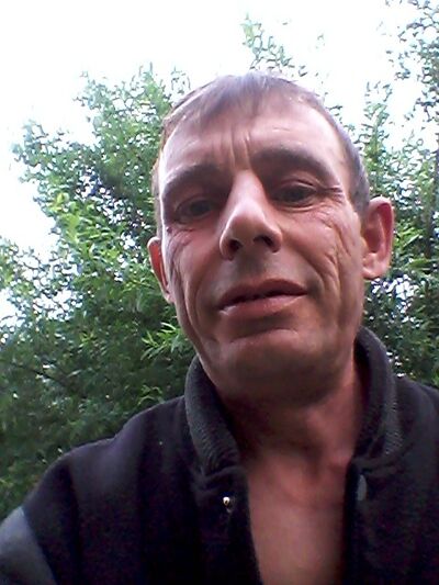  ,   Sergei, 47 ,     