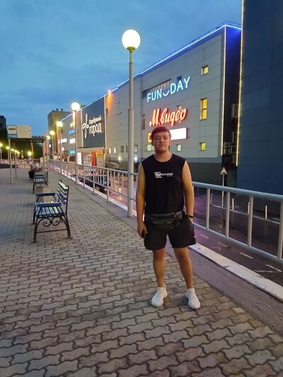  ,   Azizbek, 21 ,   ,   