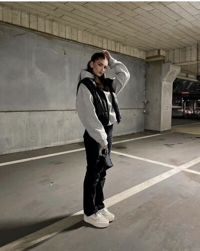  ,   , 24 ,   ,   