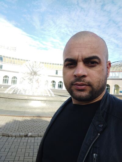  -,   Robert, 35 ,   ,   