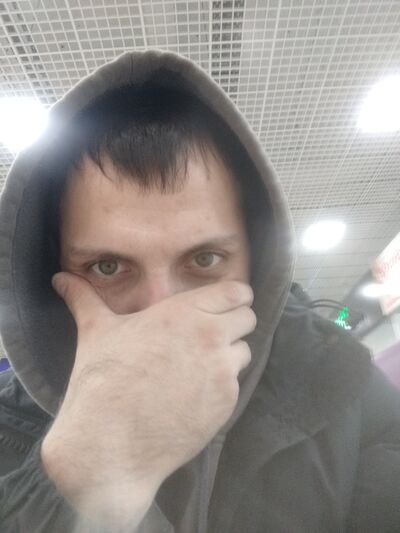  ,   Artem, 33 ,   ,   