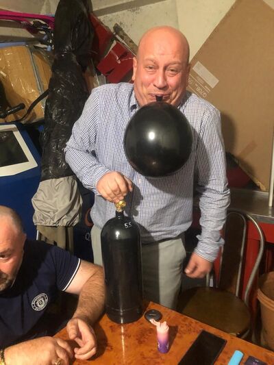  ,   Armen, 49 ,   ,   