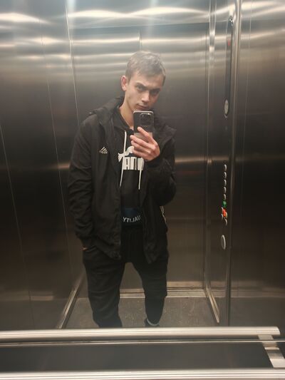  ,   Daniil, 21 ,   ,   , c 