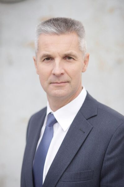  ,   Lukas, 62 ,     , c 