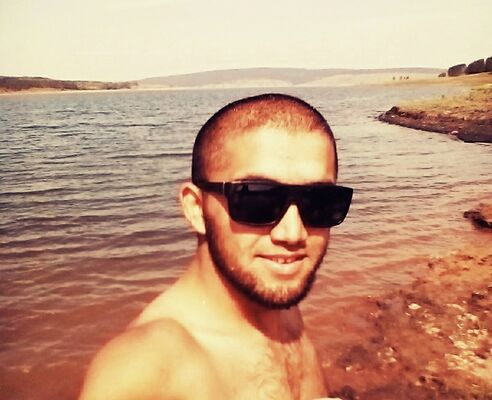  ,   Abror, 31 ,   