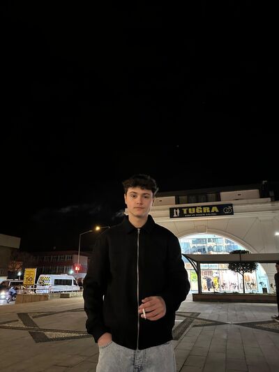  Kabatas,   Arda, 25 ,   ,   