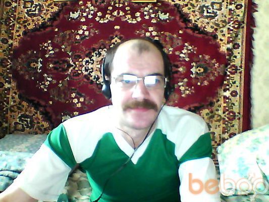  ,   Viktor, 54 ,   