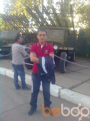  3074265  Bek Boys, 42 ,    