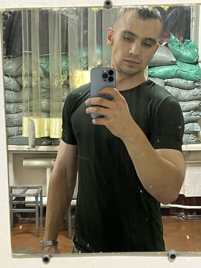  ,   Vlad, 25 ,   ,   