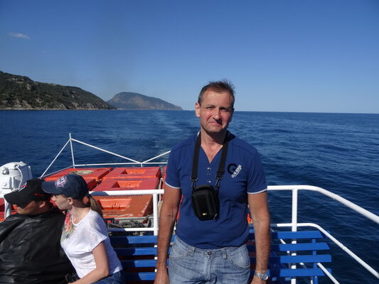  ,   Ozzy, 55 ,   