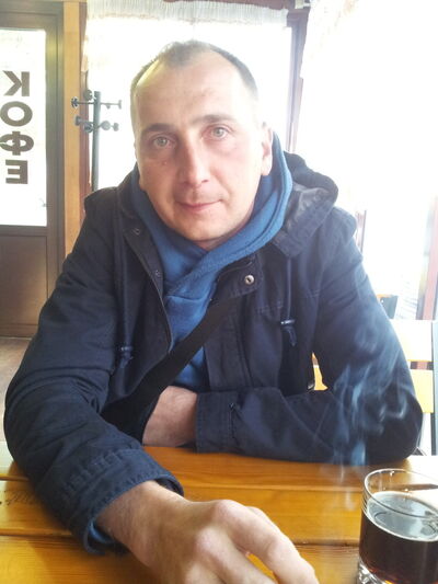 ,   Victor, 41 ,   ,   , c 