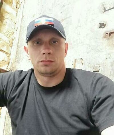  ,   Dzhon, 35 ,     , c 