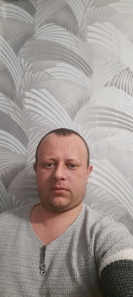 Знакомства Москва, фото мужчины Михаил, 32 года, познакомится для флирта, любви и романтики