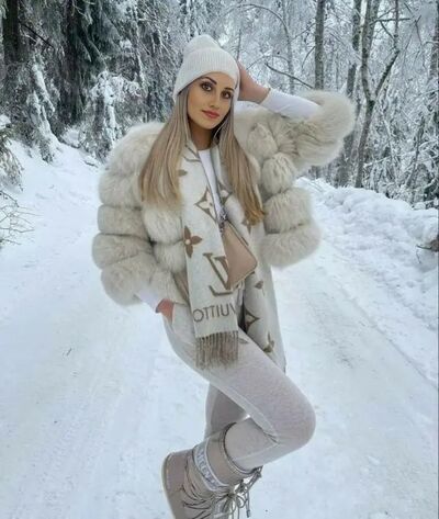  ,   Anna, 31 ,   ,   