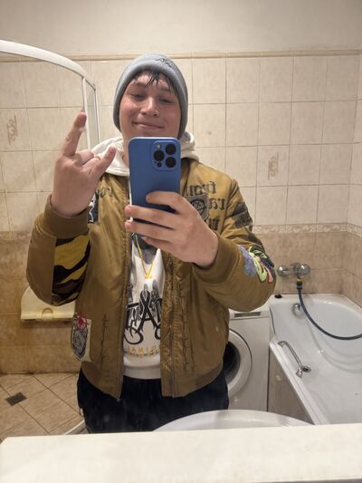  ,   Cristian, 20 ,   ,   