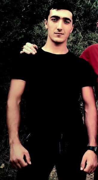  ,   Armen, 23 ,   ,   