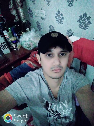  ,   Adik, 33 ,   ,   , c 