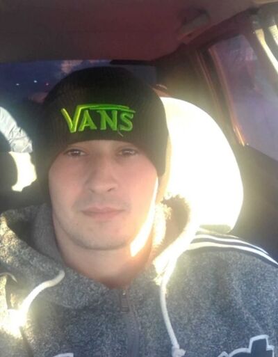  ,   Nikola, 32 ,   ,   , 
