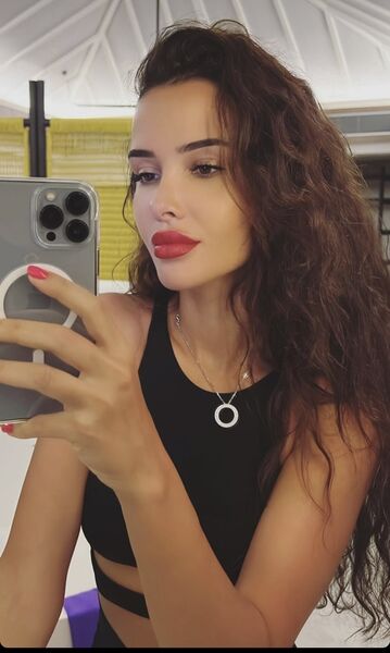  ,   Petra, 25 ,   ,   