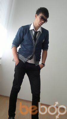  ,   Elnur, 32 ,   