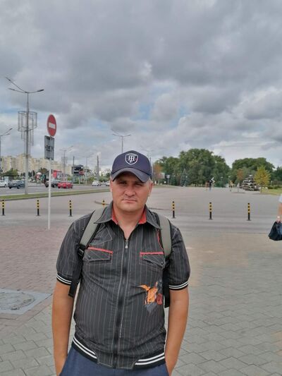  ,   Max, 43 ,     
