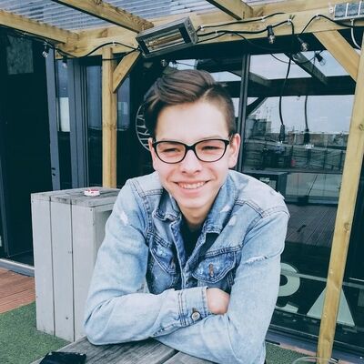  ,   Vitalik, 26 ,   ,   , c 