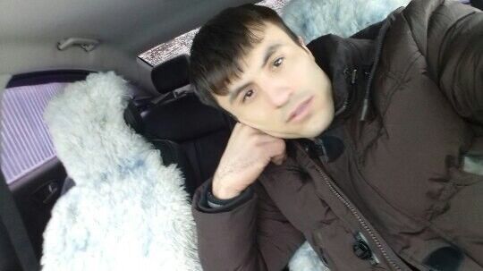  ,   Alek, 35 ,   