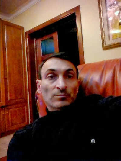  ,   Levon, 61 ,   ,   , c 