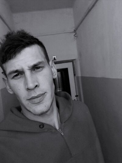  ,   Slava, 27 ,   ,   , c , 