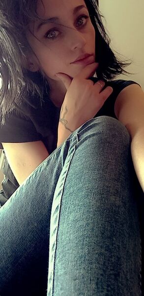  ,   Milka, 31 ,  