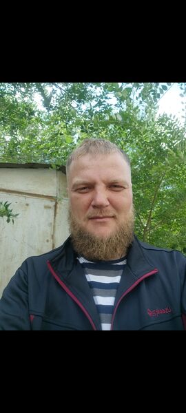  ,   Anton, 33 ,   ,   